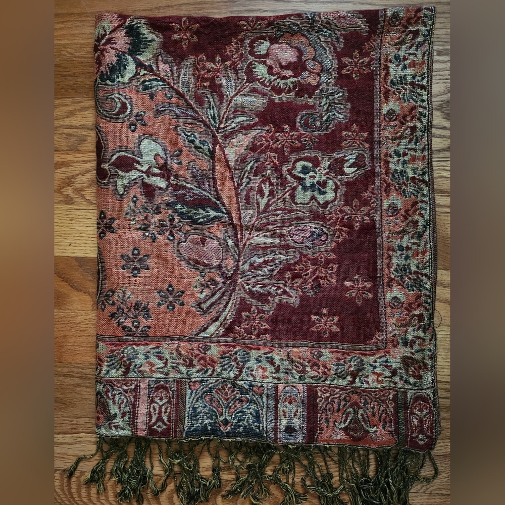 Dahlia Scarf/ Shawl/Wrap Rayon Blend - Picture 11 of 11
